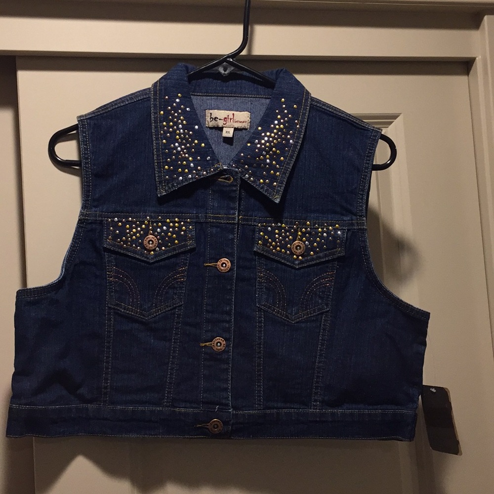 Crop denim vest